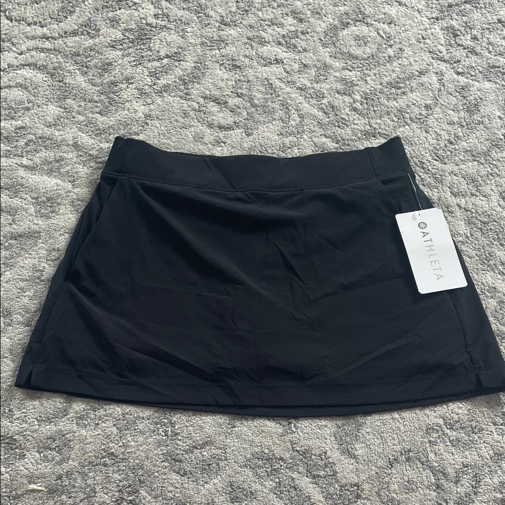 Athleta Women's Skirt in Black